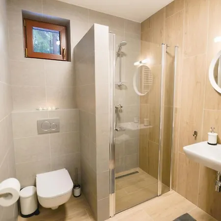 Vypo Lodge *