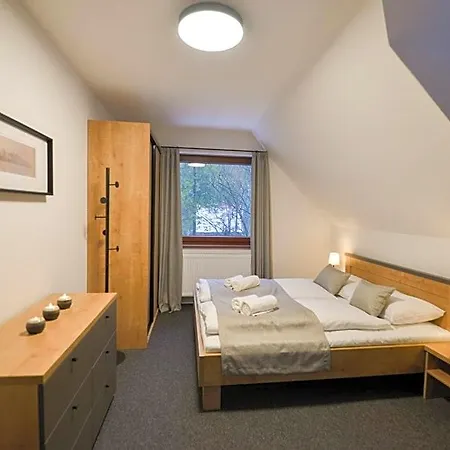 Vypo Lodge *